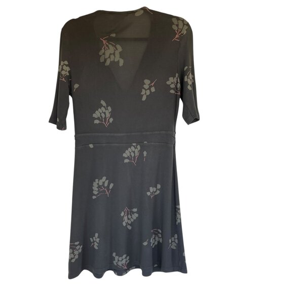 Women's Boden Short Sleeve Floral Dress - Picture 3 of 7